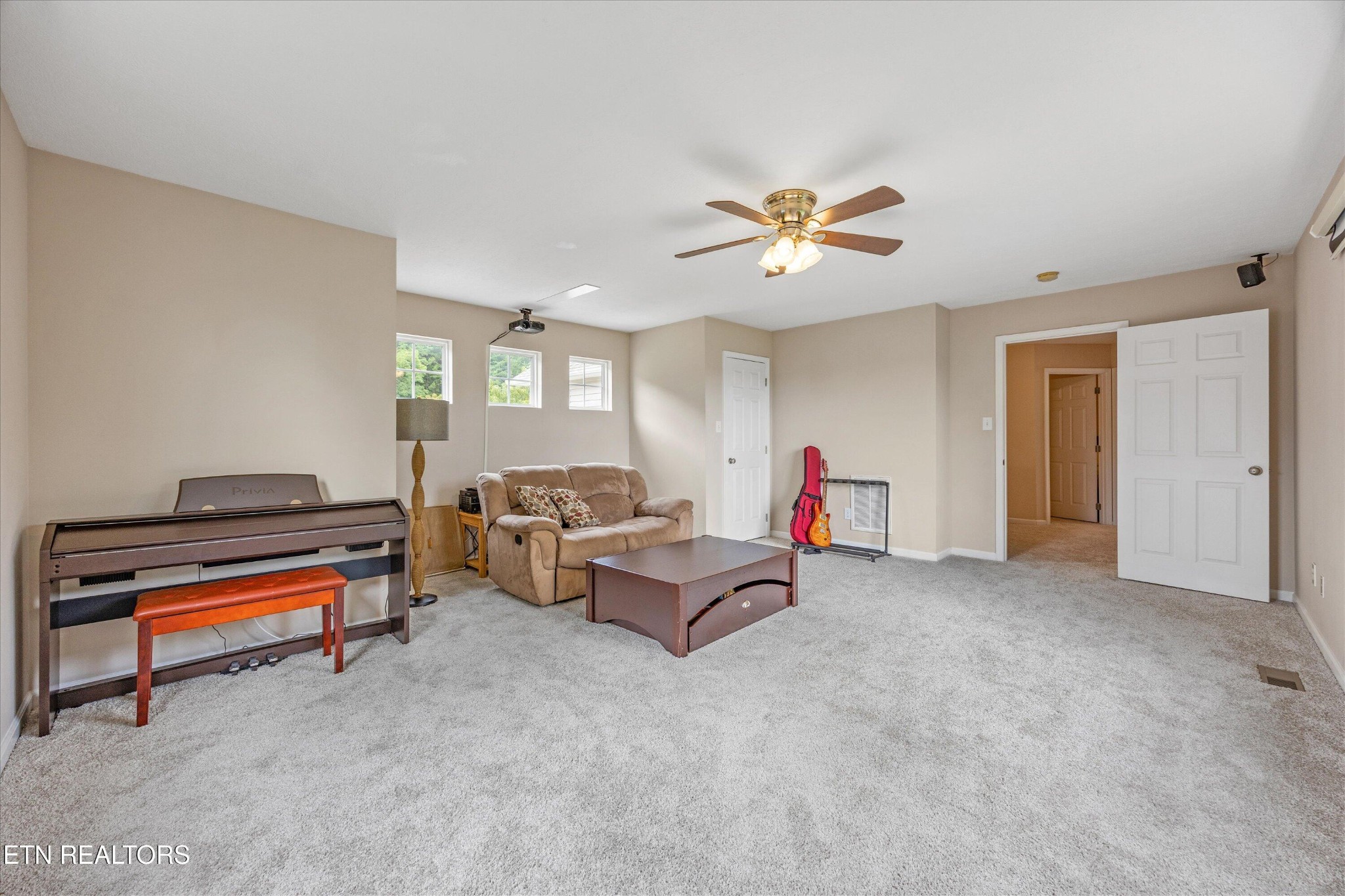 7204 Sunset Ridge Lane Knoxville, TN 37920 - Photo 32 of 38 Gallery Image 32