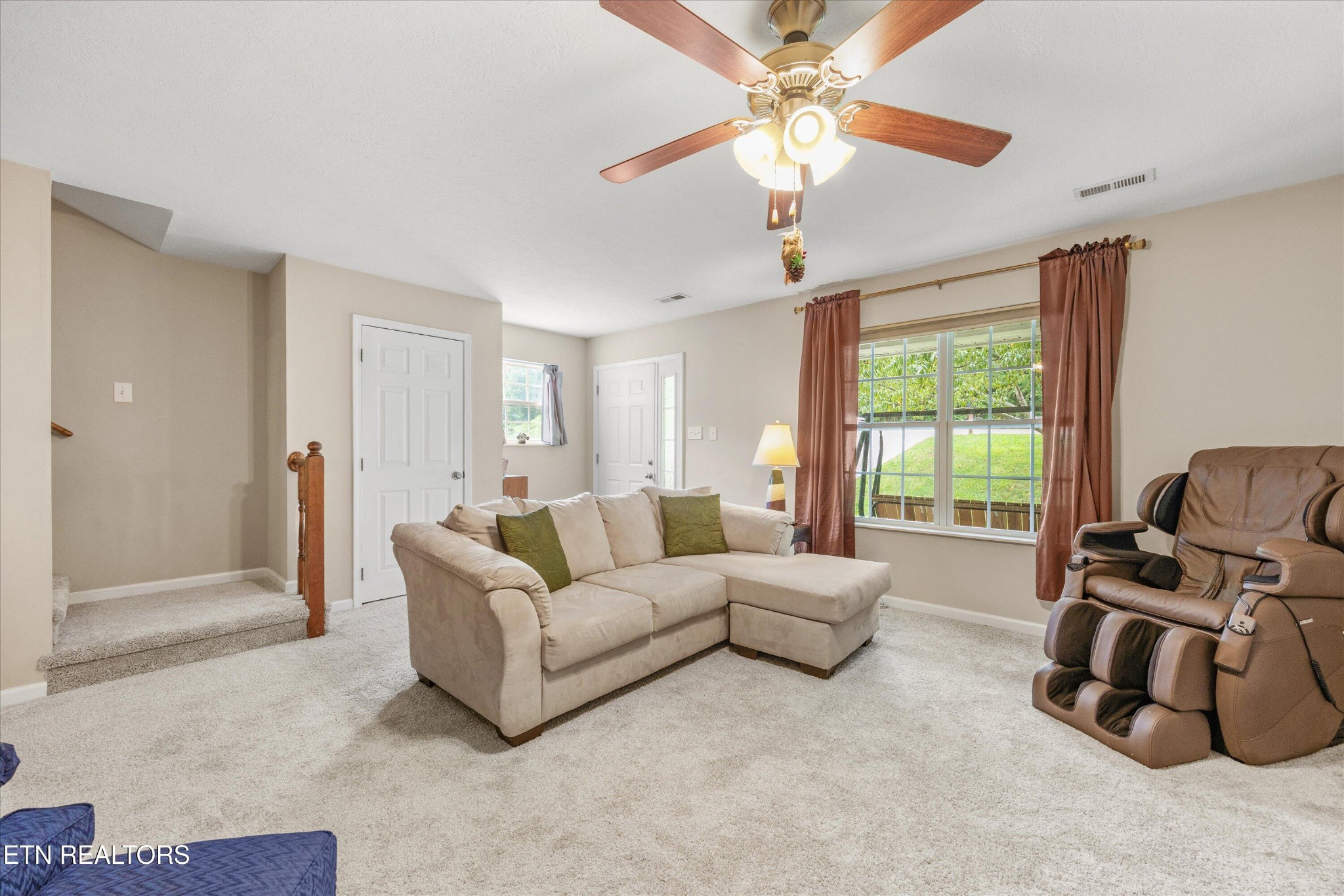 7204 Sunset Ridge Lane Knoxville, TN 37920 - Photo 7 of 38 Gallery Image 7