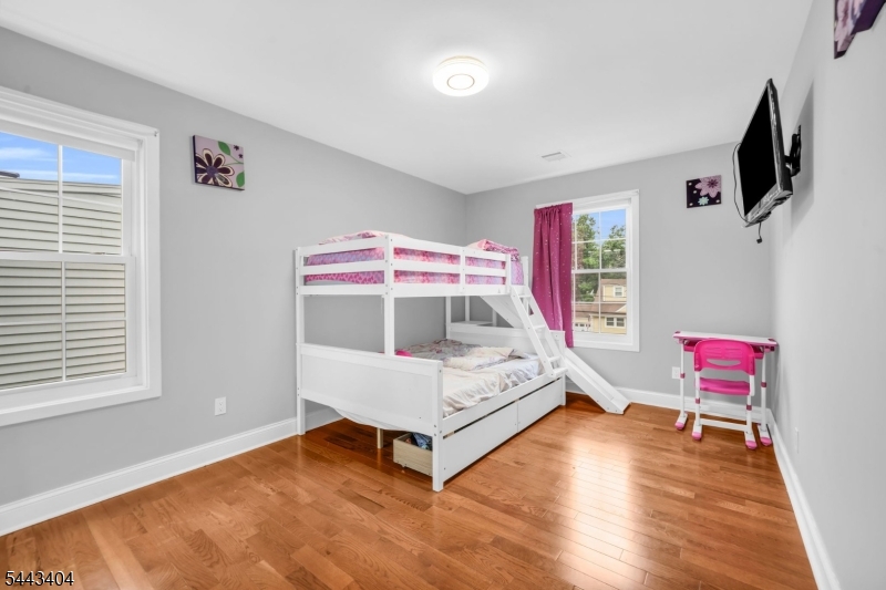 767 Hemlock Road Union, NJ 07083 - Photo 20 of 29