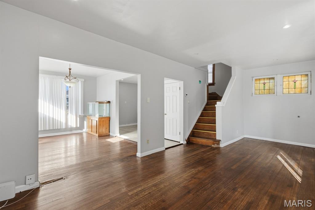 4707 Ray Avenue St. Louis, MO 63116 - Photo 5 of 32