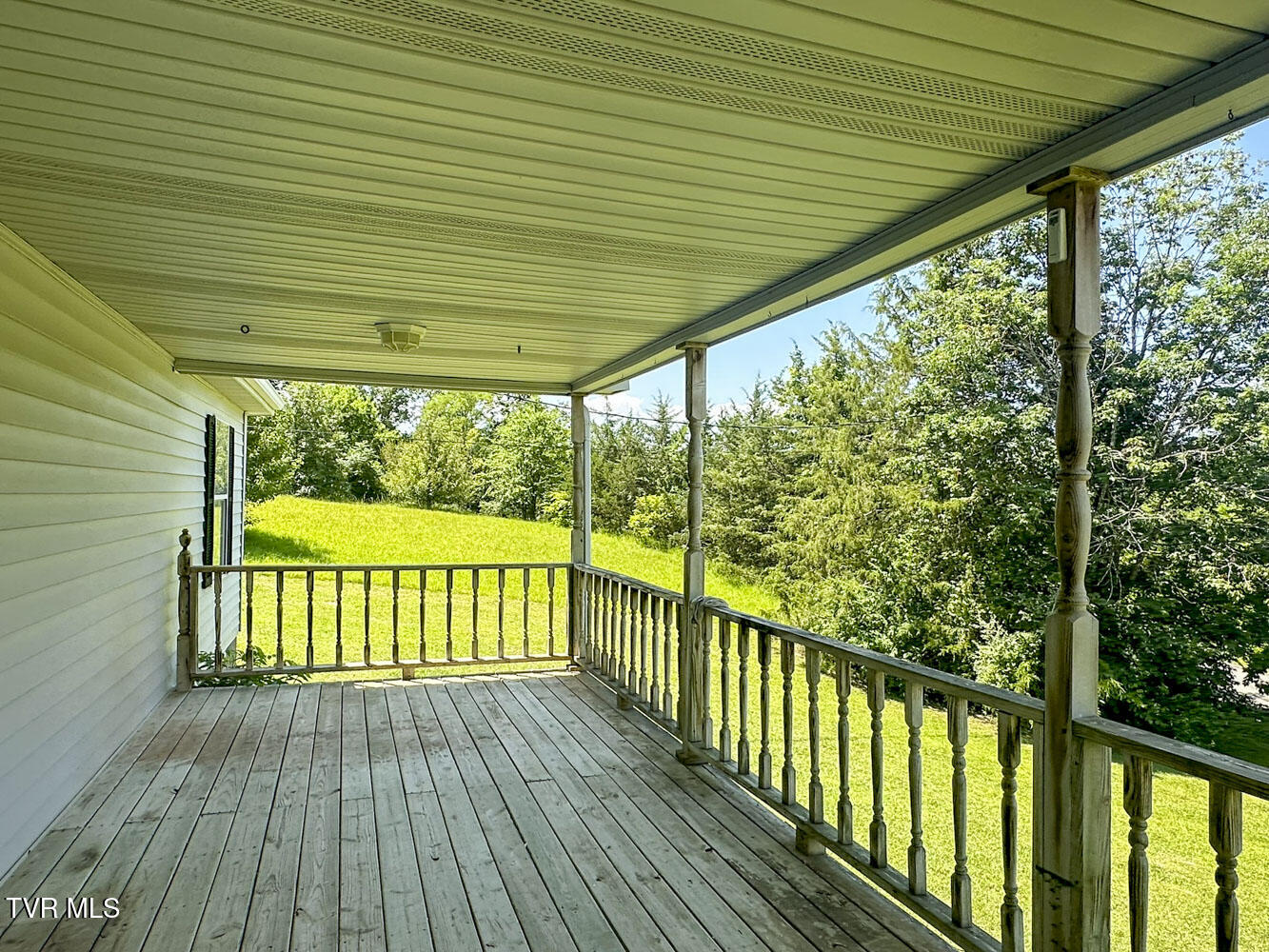 1642 Slover Springs Road Dandridge, TN 37725 - Photo 29 of 49 h (1)