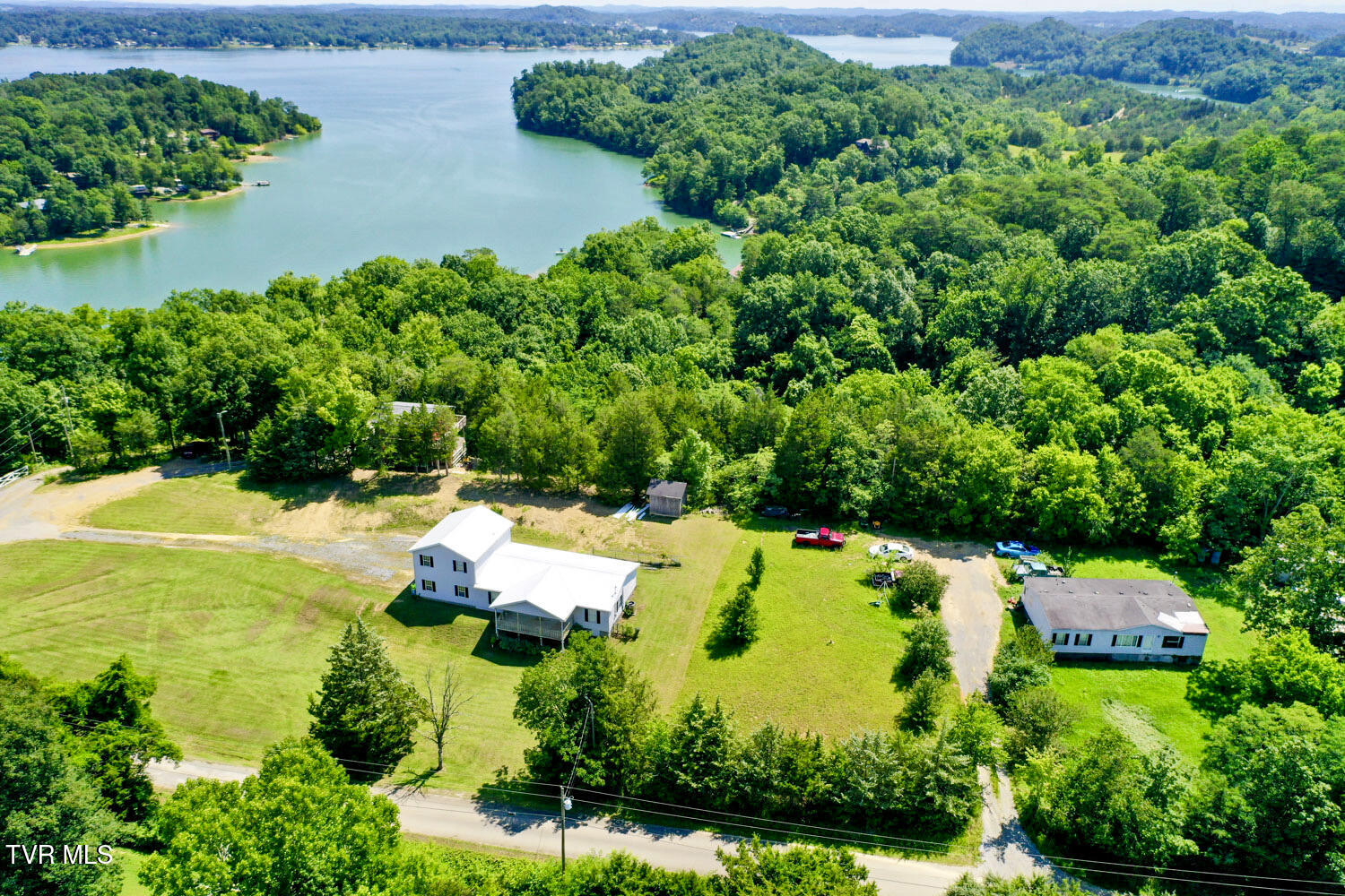 1642 Slover Springs Road Dandridge, TN 37725 - Photo 39 of 49 z (4)