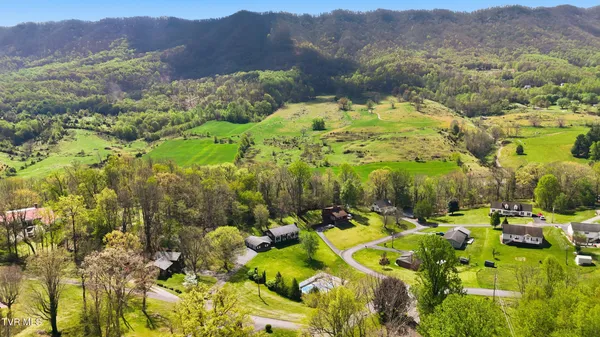 $429,999 | 64 Dye Drive, Lebanon, VA 24266