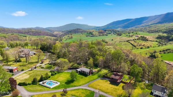 $429,999 | 64 Dye Drive, Lebanon, VA 24266