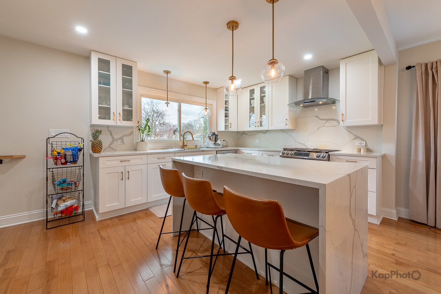 333 Bramble Lane Schaumburg, IL 60193 - Photo 9 of 33 a kitchen with a sink cabinets and window