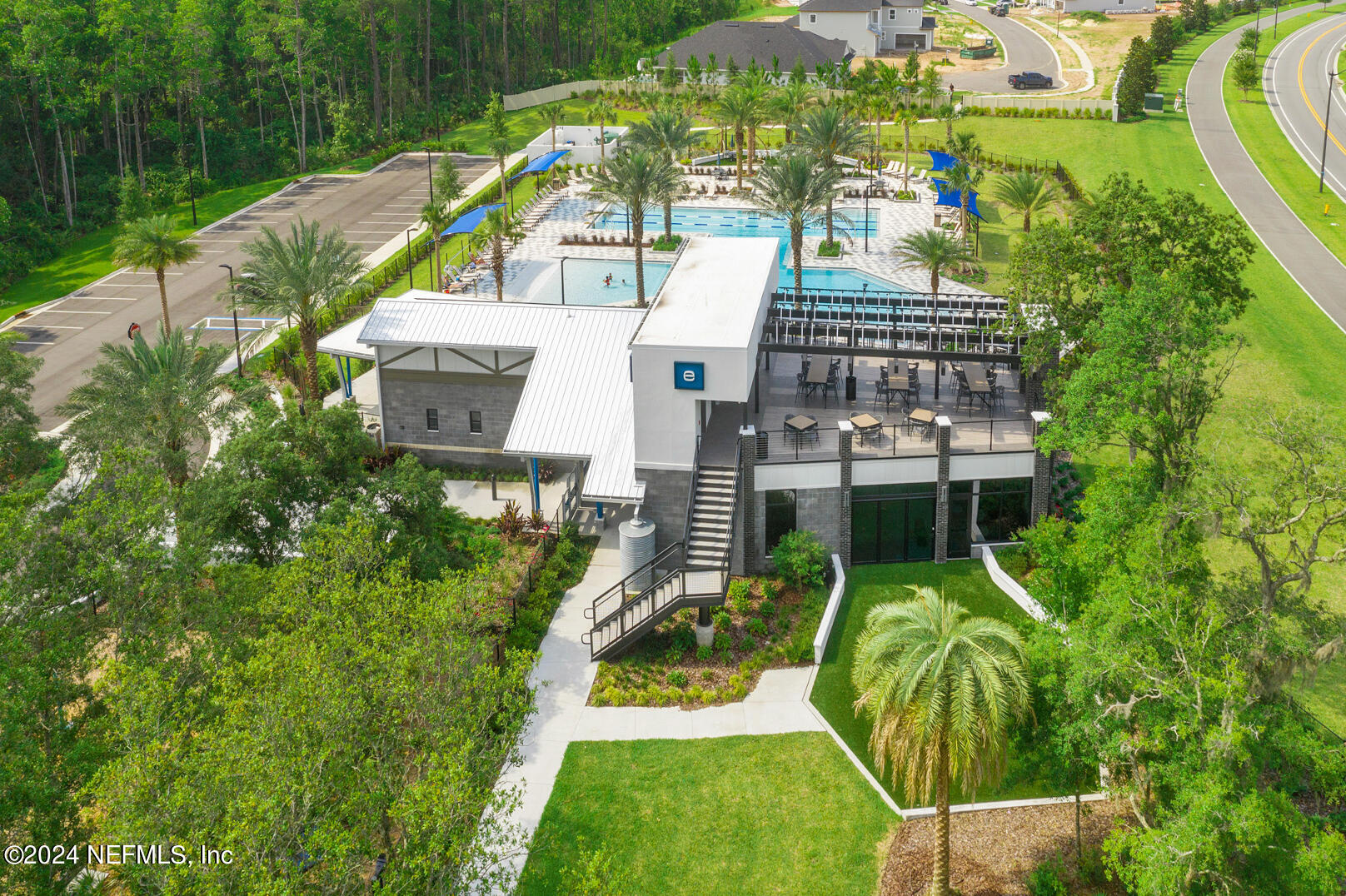 10279 Innovation Way Jacksonville, FL 32256 - Photo 33 of 42 a view of building and outdoor space