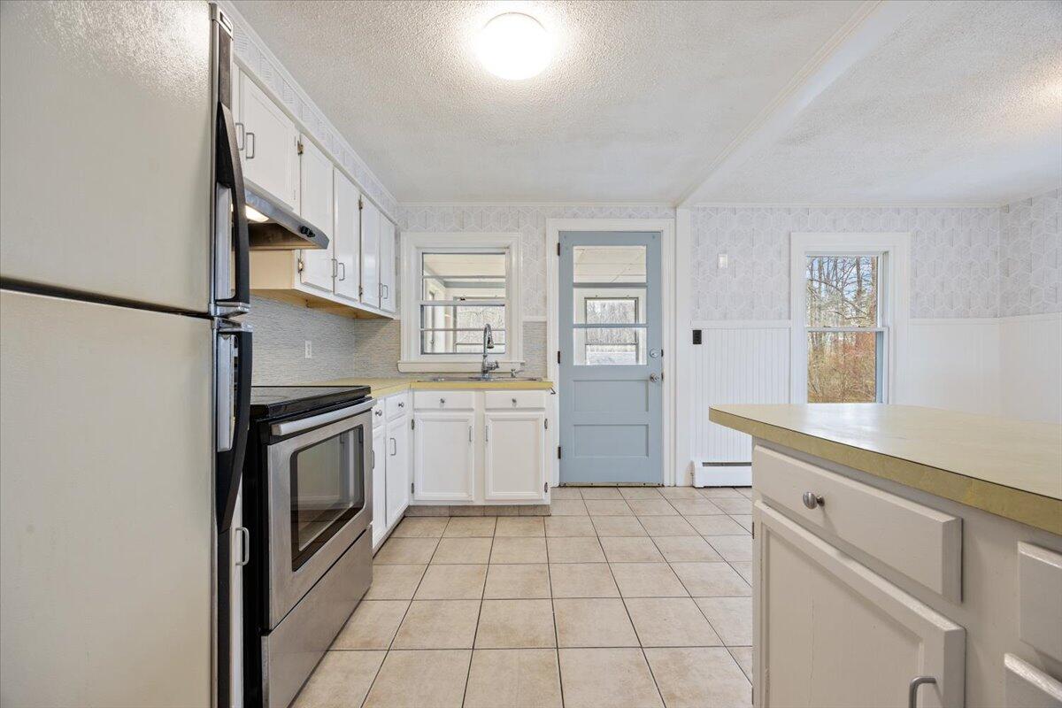 11-328 Ray St-11