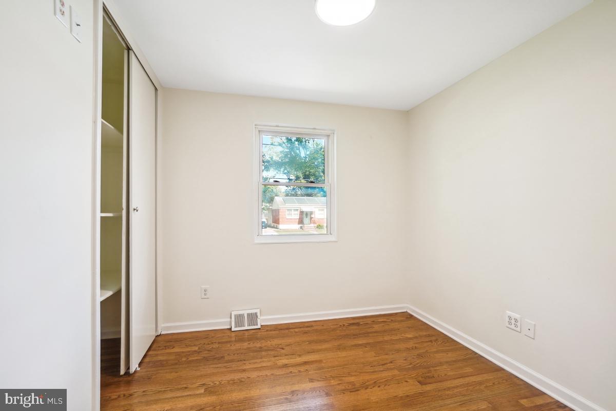 4710 Red Fox Road Rockville, MD 20852 - Photo 12 of 28 Bedroom #1
