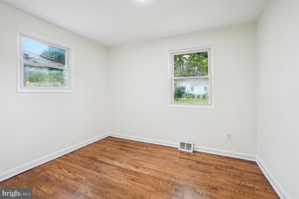 4710 Red Fox Road Rockville, MD 20852 - Photo 14 of 28 Bedroom #2