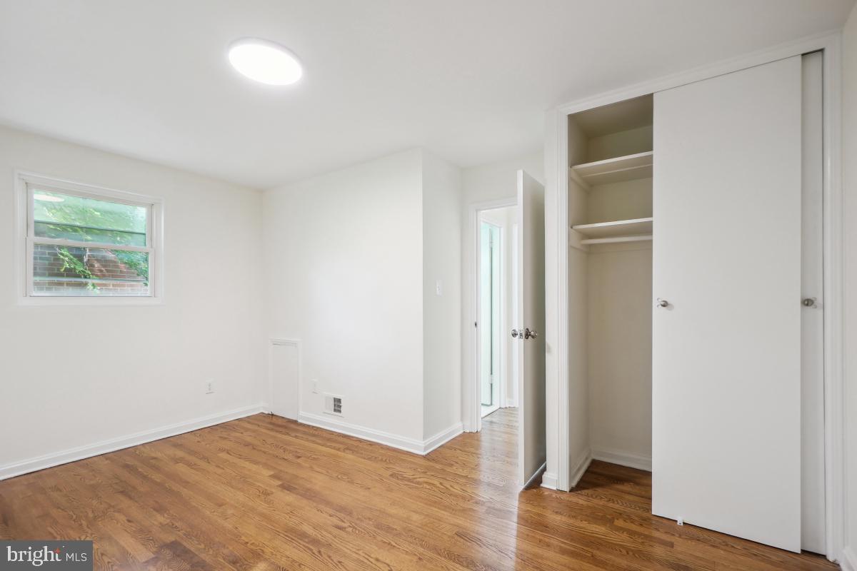 4710 Red Fox Road Rockville, MD 20852 - Photo 18 of 28 BR 3