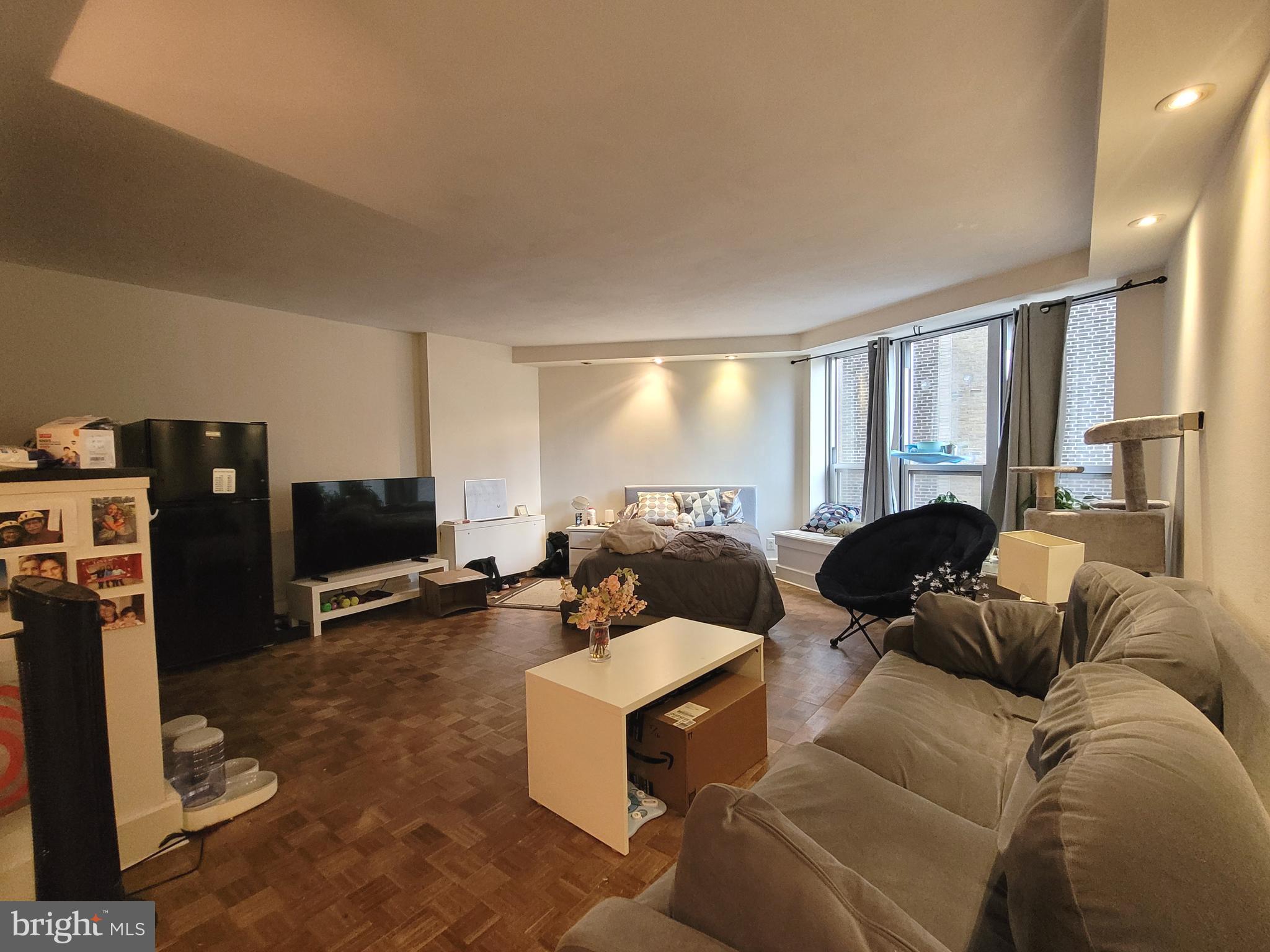 224-30 West Rittenhouse Sq Unit 1004  