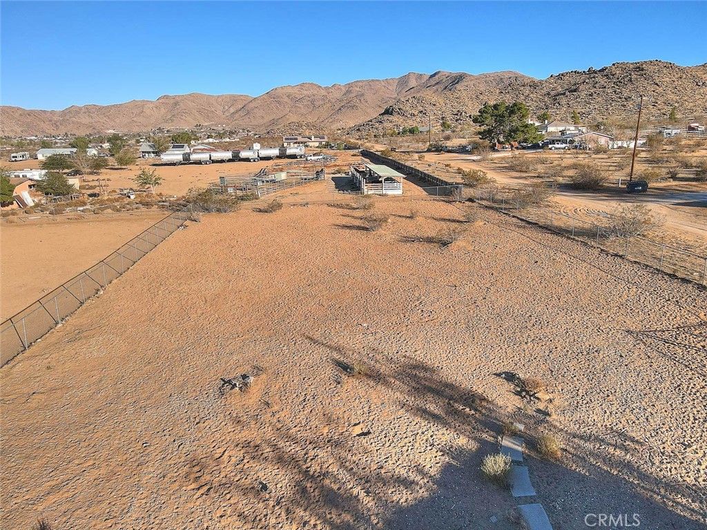 14811 Kingsdale Road Apple Valley, CA 92307 - Photo 47 of 57
