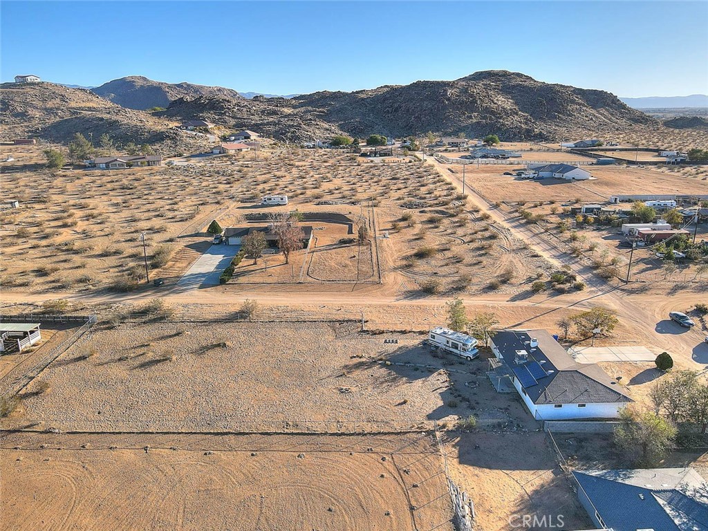 14811 Kingsdale Road Apple Valley, CA 92307 - Photo 50 of 57 a view of city and ocean