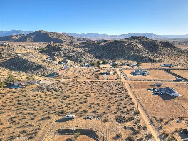 $365,000 | 14811 Kingsdale Road, Apple Valley, CA 92307