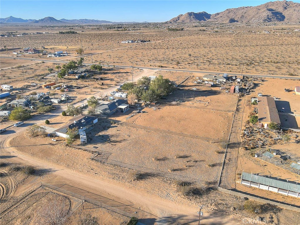 14811 Kingsdale Road Apple Valley, CA 92307 - Photo 52 of 57 a view of an ocean beach
