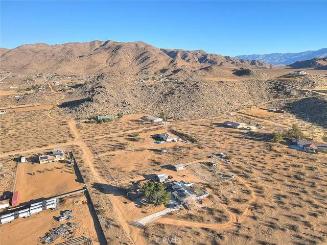 $365,000 | 14811 Kingsdale Road, Apple Valley, CA 92307