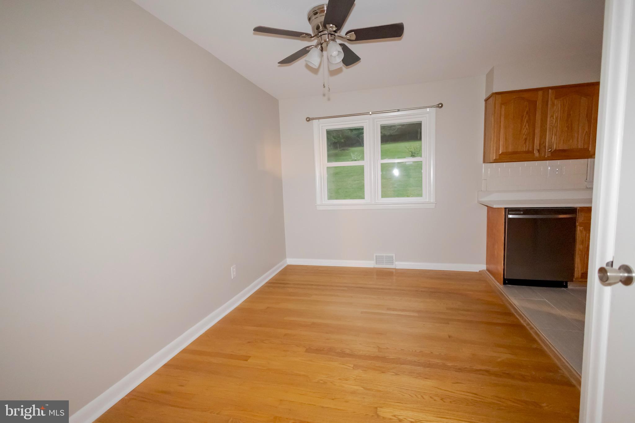 4545 Bill Moxley Road Mount Airy, MD 21771 - Photo 6 of 33