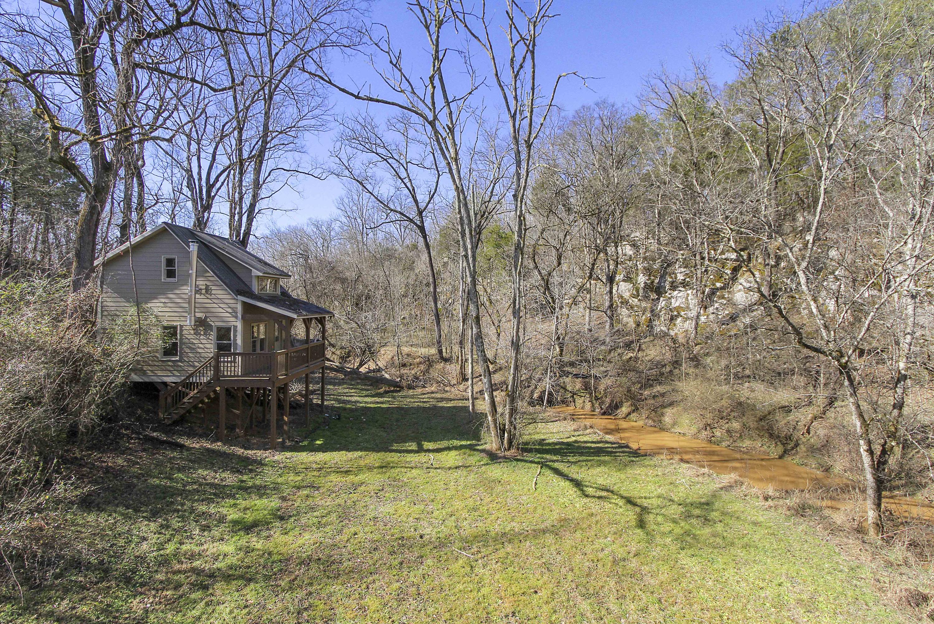 199 Fairview Road Tellico Plains, TN 37385 - Photo 36 of 40 Tree house