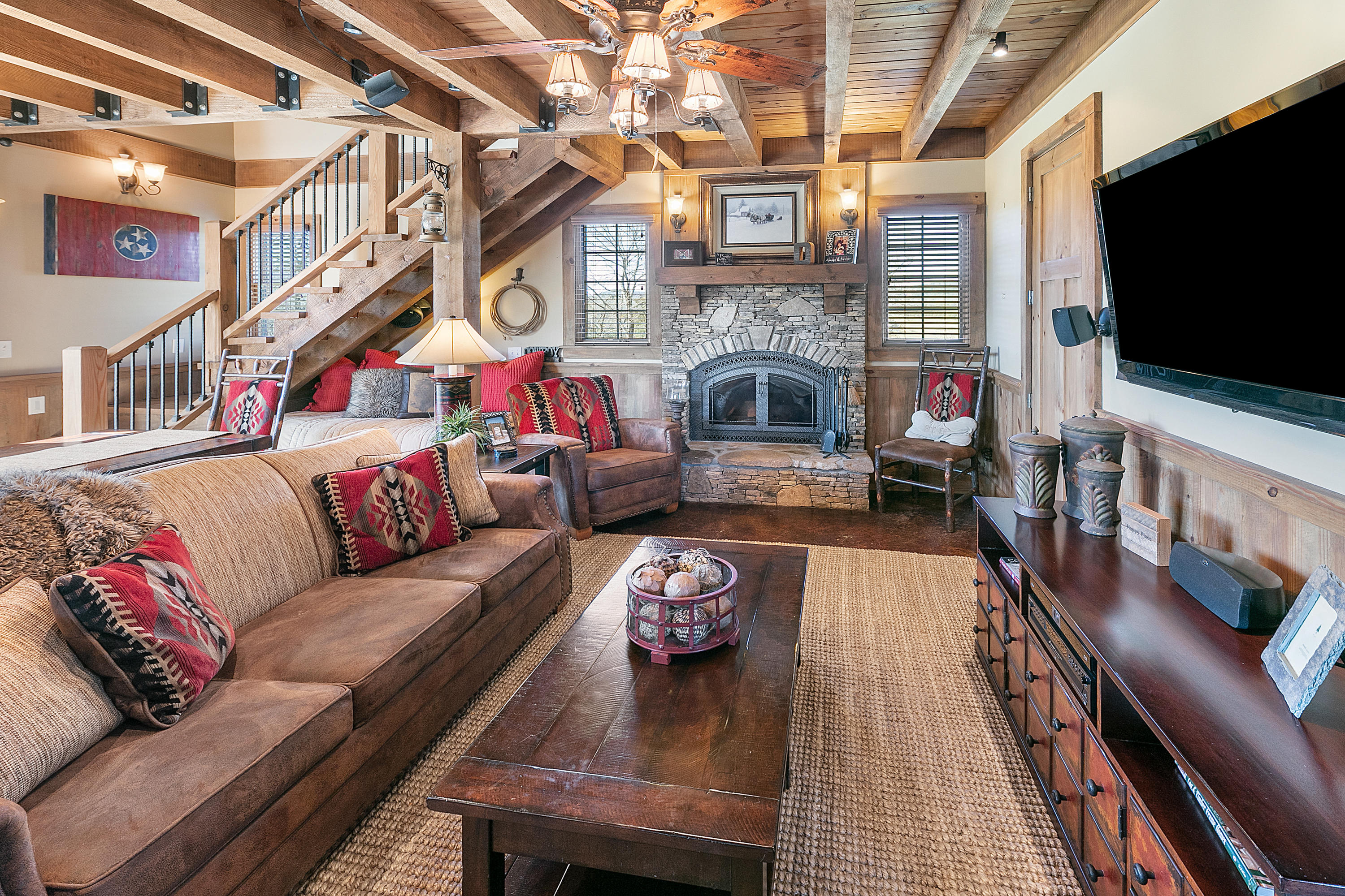 199 Fairview Road Tellico Plains, TN 37385 - Photo 5 of 40 Family Rm