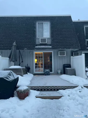 $2,200 | 861 South Main Street, Unit 25, Southington, CT 06479