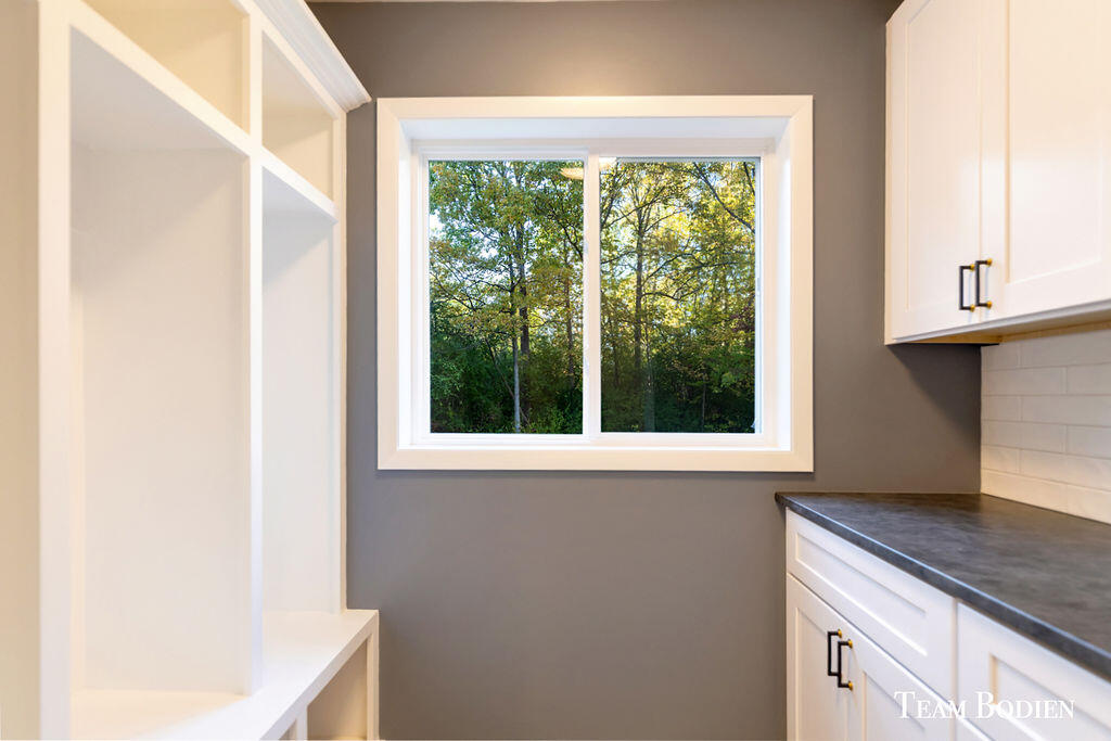 3442 Cascade Road Southeast Grand Rapids, MI 49546 - Photo 15 of 49 2F9A3807