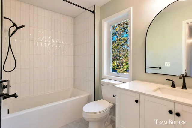 $759,900 | 3442 Cascade Road Southeast, Grand Rapids, MI 49546