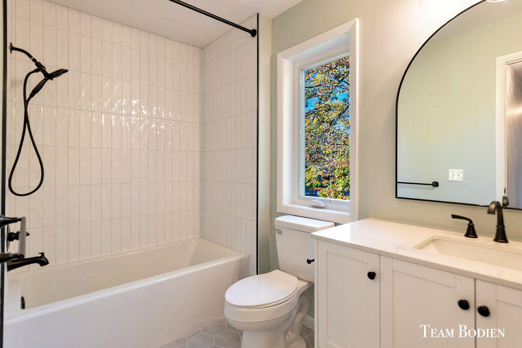 3442 Cascade Road Southeast Grand Rapids, MI 49546 - Photo 30 of 49 2F9A3739