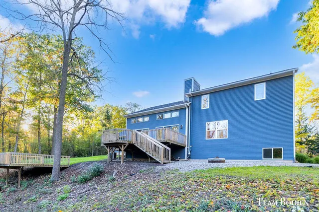 $759,900 | 3442 Cascade Road Southeast, Grand Rapids, MI 49546