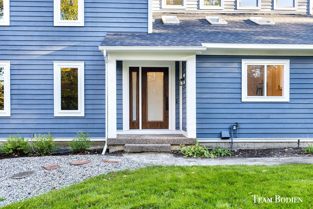 3442 Cascade Road Southeast Grand Rapids, MI 49546 - Photo 5 of 49 2F9A3896