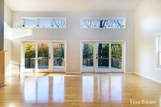 $759,900 | 3442 Cascade Road Southeast, Grand Rapids, MI 49546