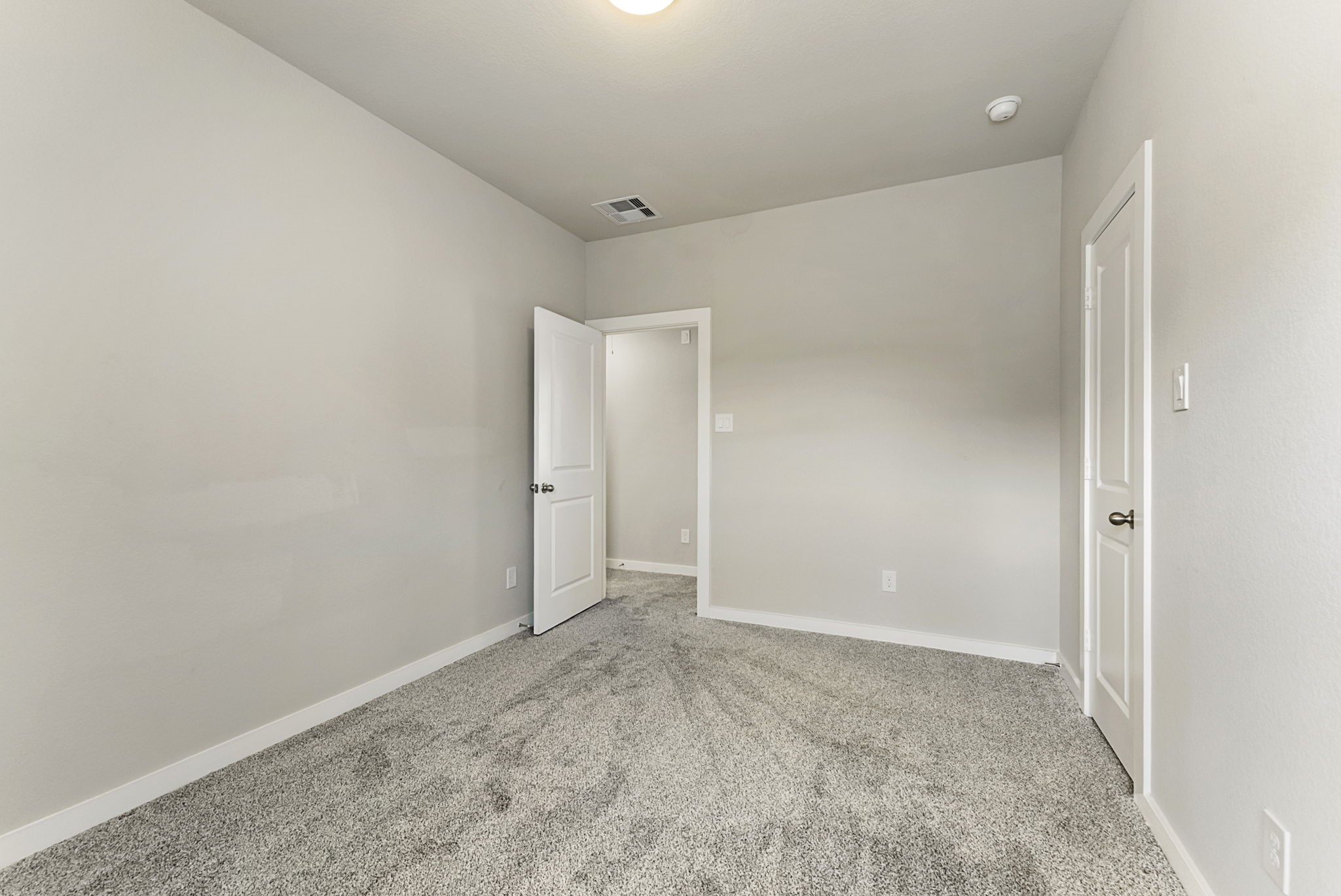 421 Soapberry Tree Court Conroe, TX 77318 - Photo 38 of 50 a view of an empty room