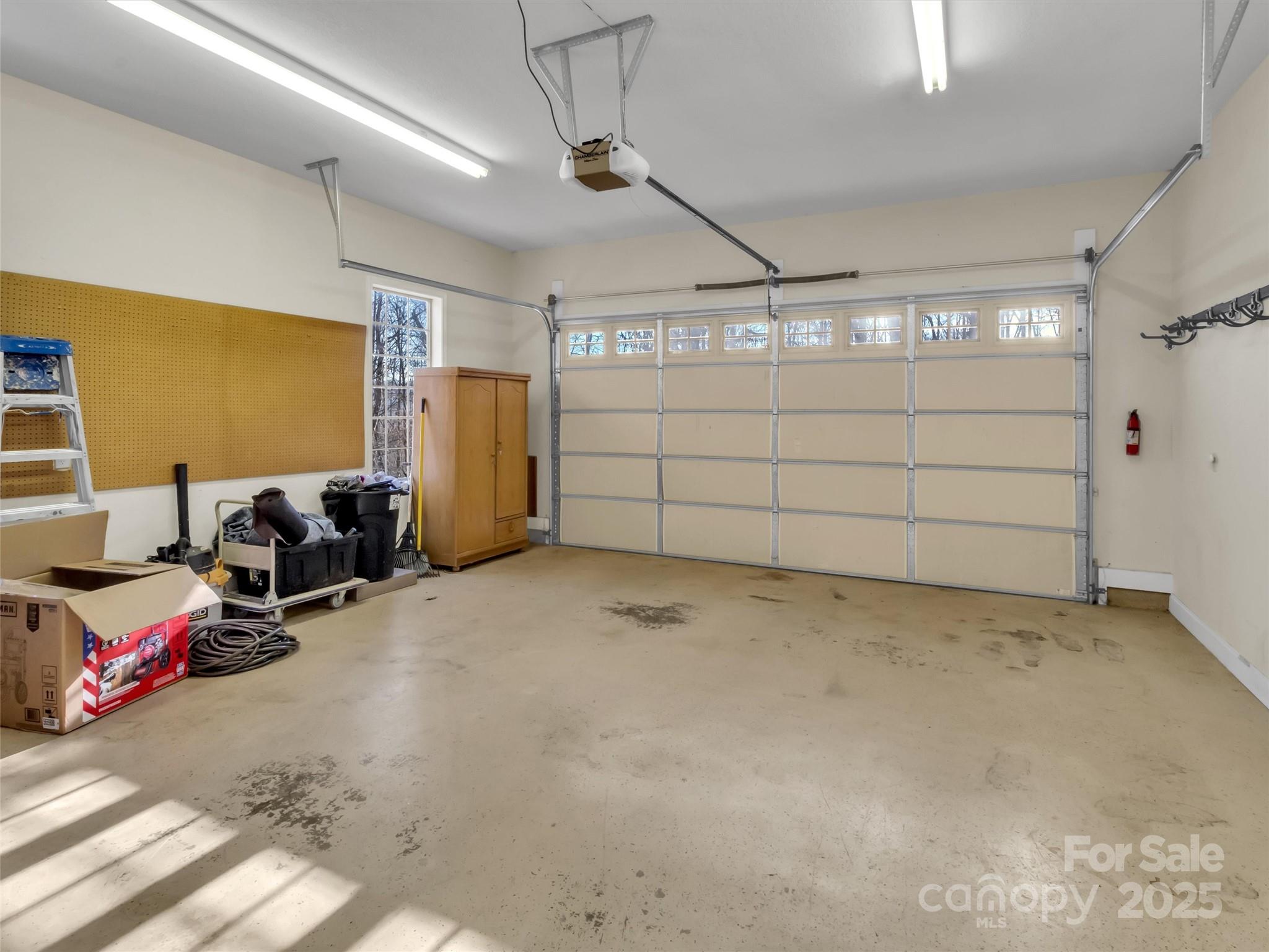 166 Amaroo Ridge, Unit 5 6 Sylva, NC 28779 - Photo 44 of 48 a view of a garage