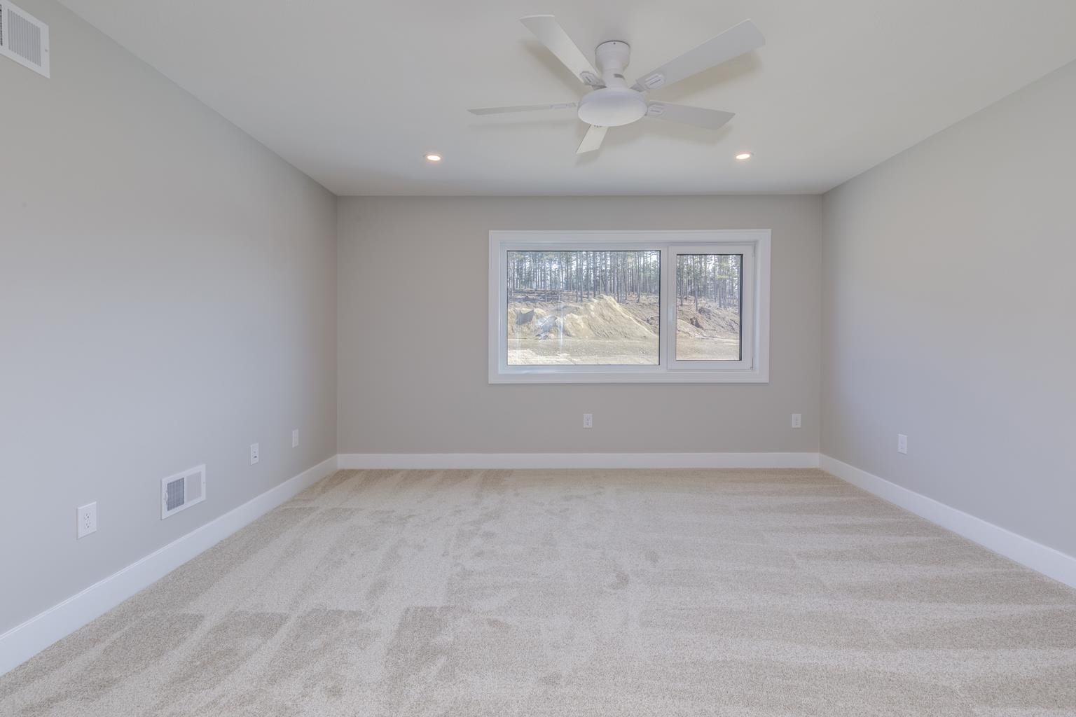 21 Windsor Lane, Unit B Exeter, NH 03833 - Photo 30 of 34