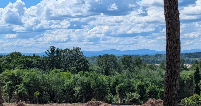 $659,900 | 21 Windsor Lane, Unit B, Exeter, NH 03833