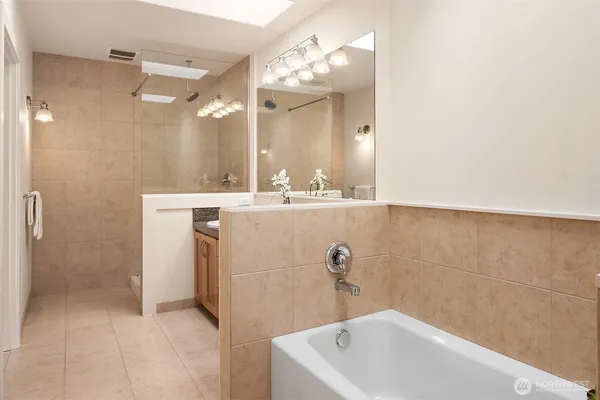 $1,350,000 | 1025 Northeast 130th Street, Seattle, WA 98125