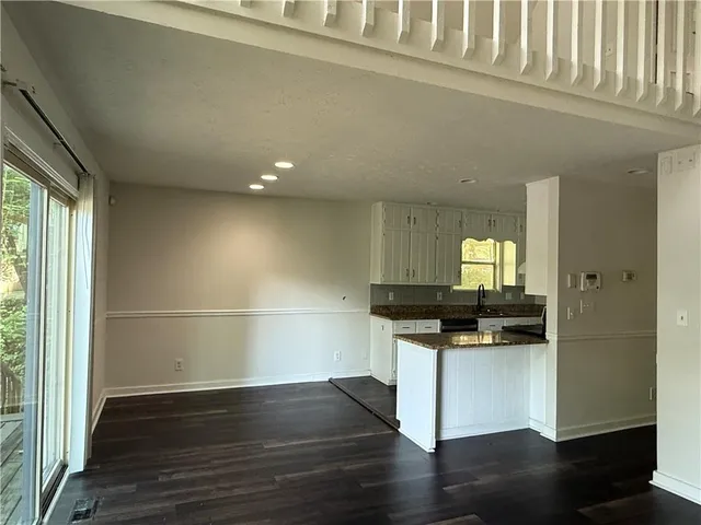 $2,025 | 8439 Lake Drive, Snellville, GA 30039