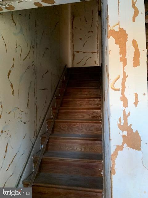 1321 Talbert Terrace Southeast Washington, DC 20020 - Photo 3 of 9