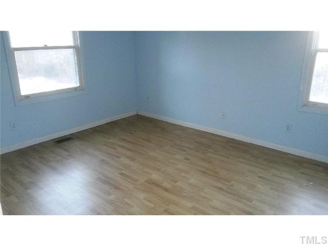 2409 National Avenue Raleigh, NC 27610 - Photo 4 of 10 Gallery Image 4