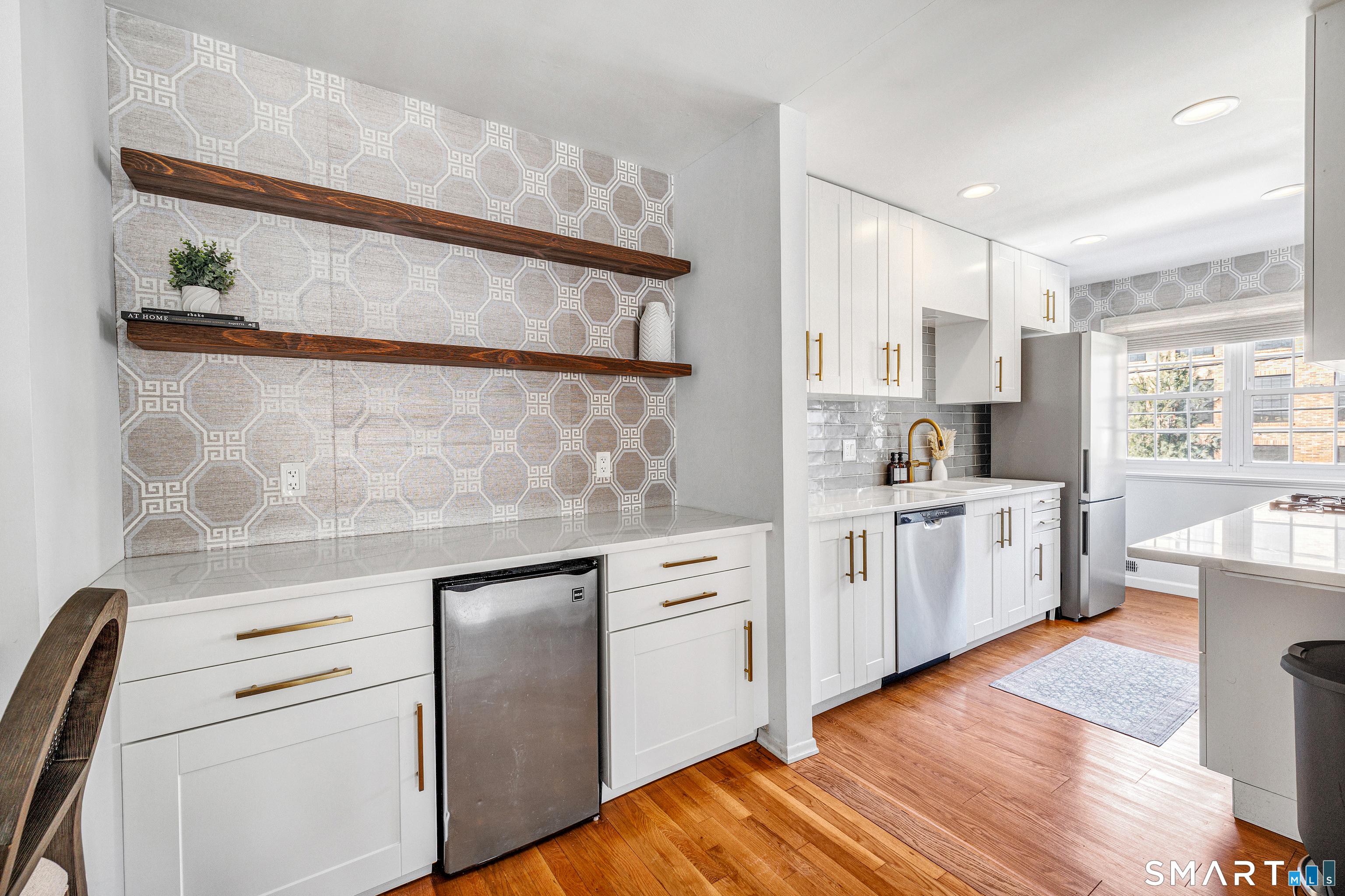 245 Unquowa Road, Unit 6 Fairfield, CT 06824 - Photo 11 of 40