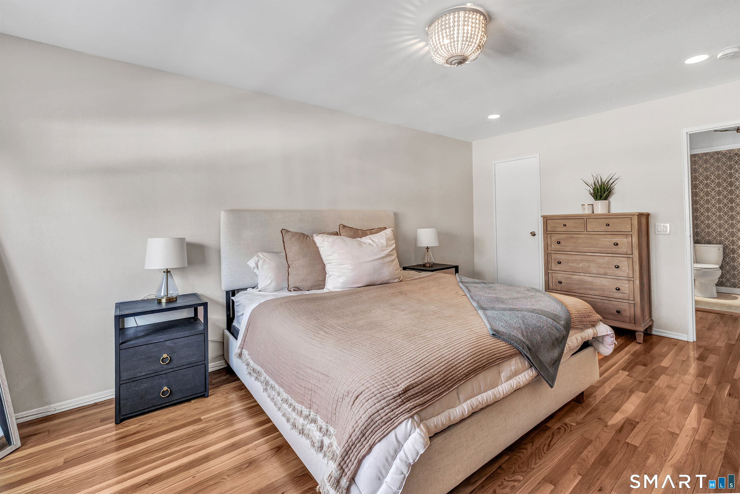 245 Unquowa Road, Unit 6 Fairfield, CT 06824 - Photo 19 of 40