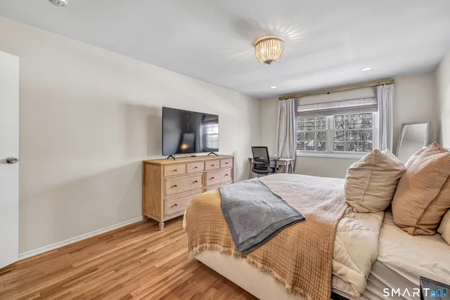 $499,000 | 245 Unquowa Road, Unit 6, Fairfield, CT 06824