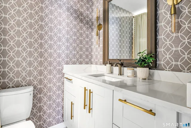 $499,000 | 245 Unquowa Road, Unit 6, Fairfield, CT 06824