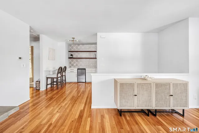 $499,000 | 245 Unquowa Road, Unit 6, Fairfield, CT 06824