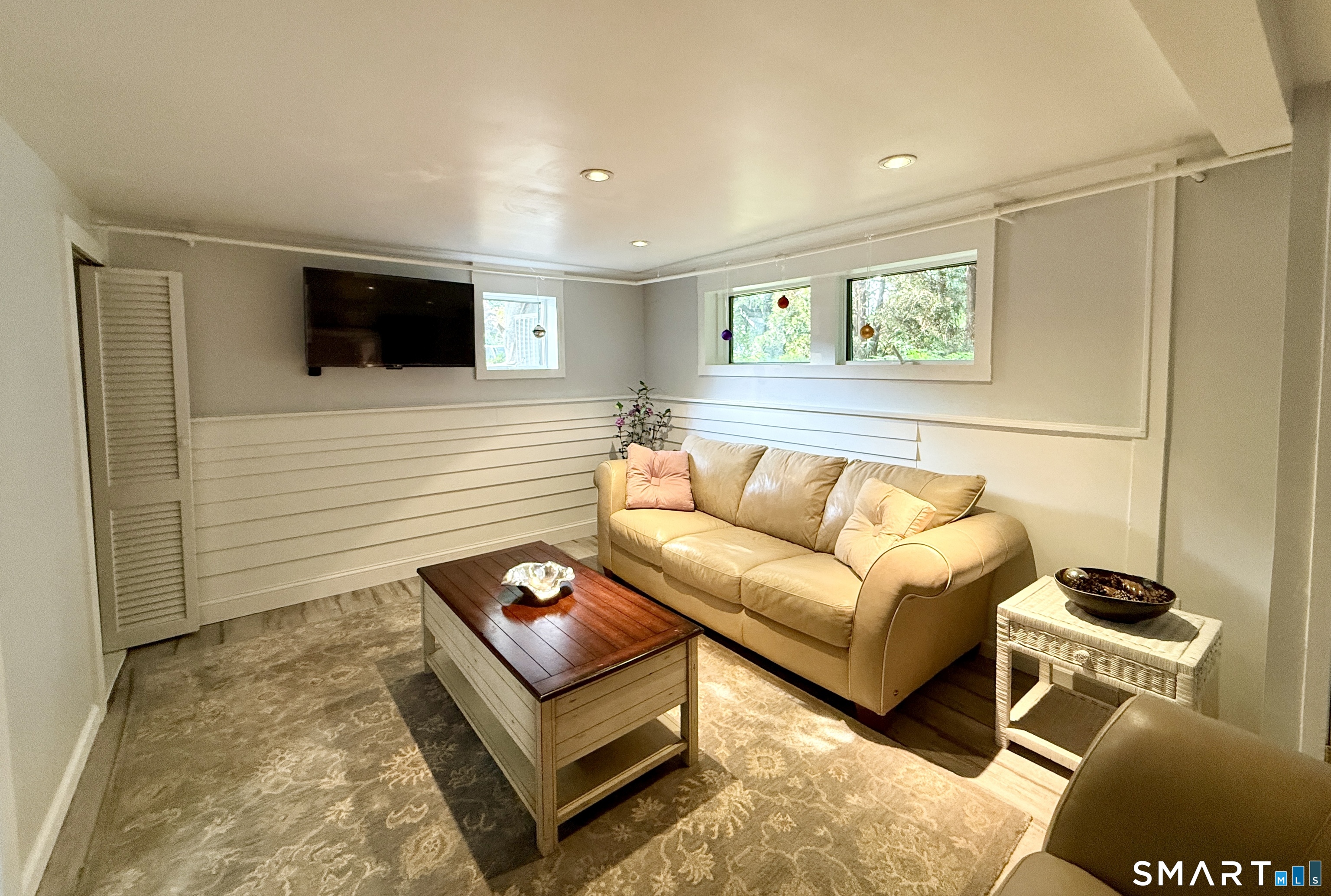 21 Parallel Street Norwalk, CT 06850 - Photo 15 of 39 Gallery Image 15