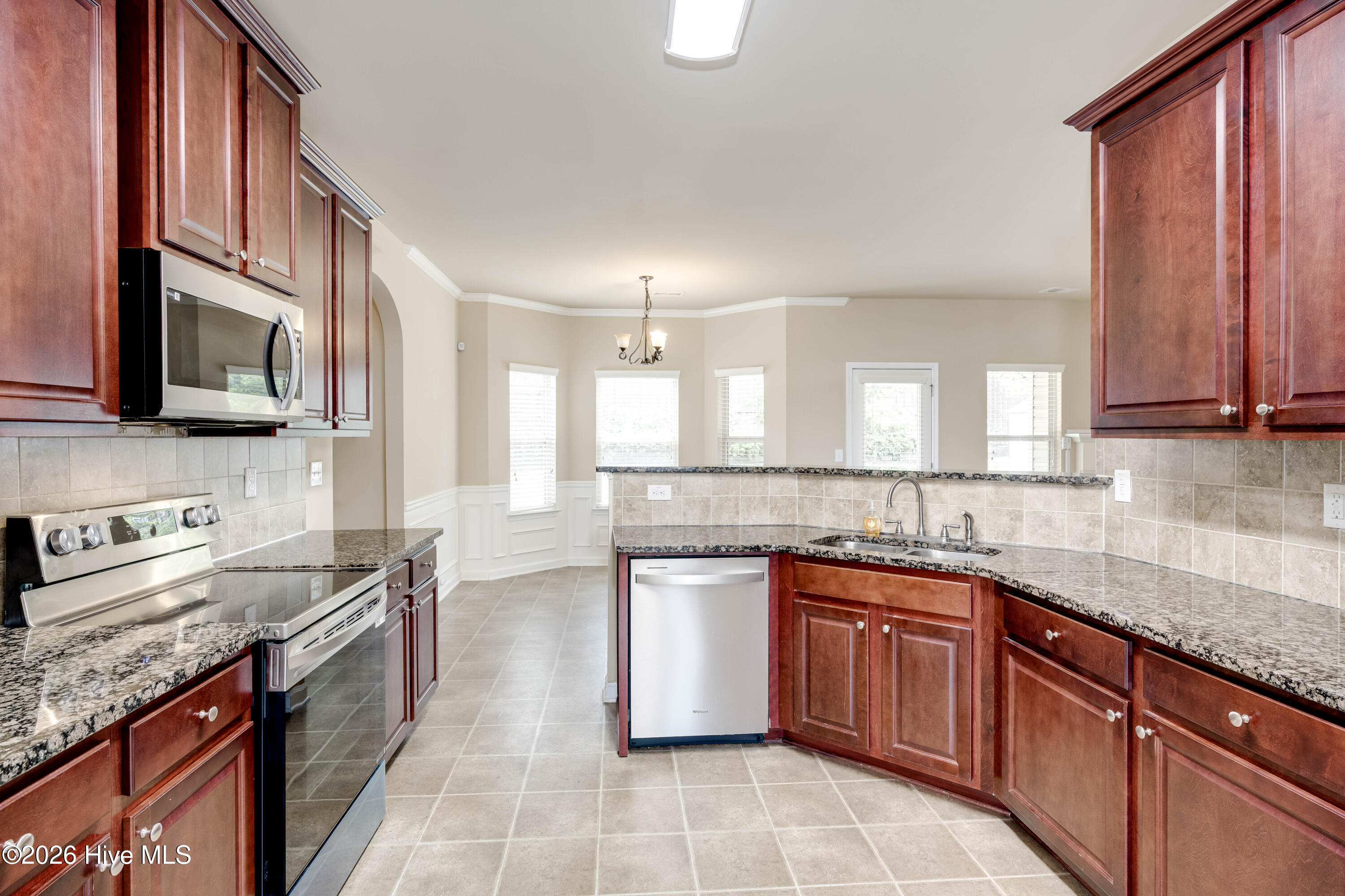 2516 Victory Street Augusta, GA 30909 - Photo 3 of 46 10-010-