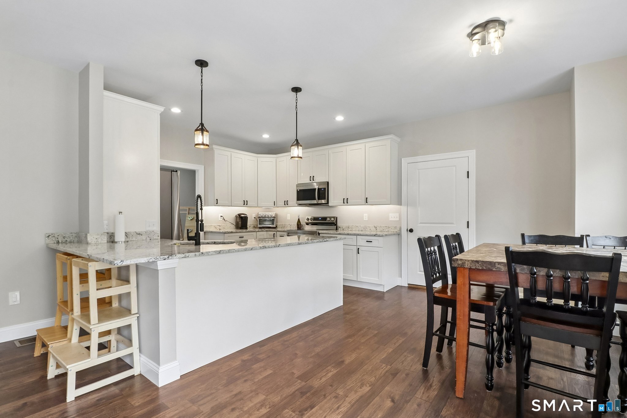 857 Stone Road Windsor, CT 06095 - Photo 15 of 30