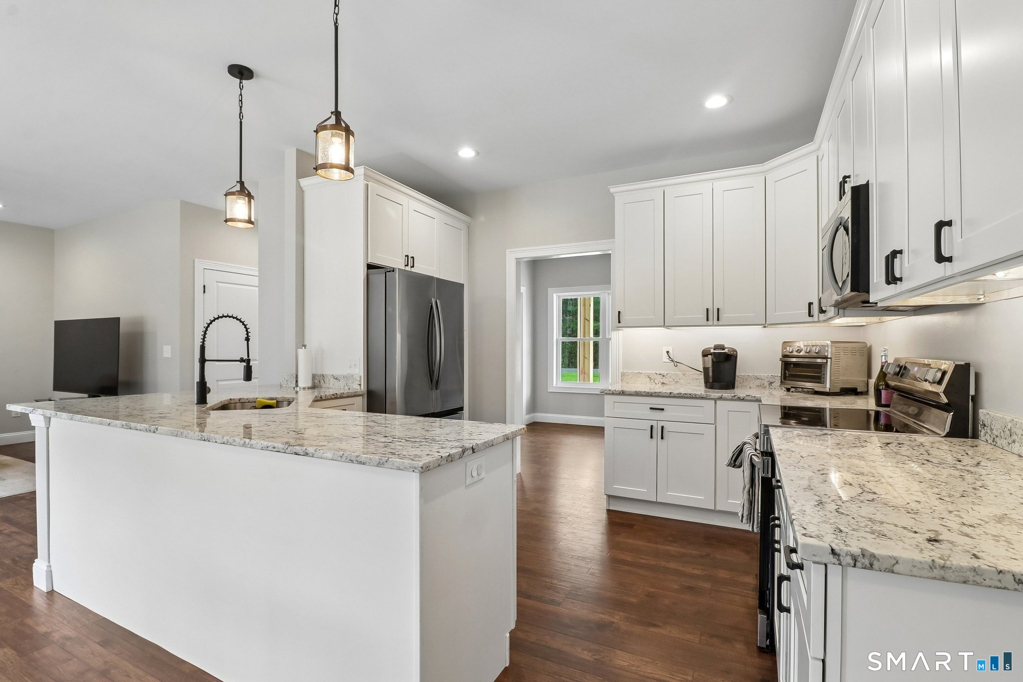 857 Stone Road Windsor, CT 06095 - Photo 17 of 30