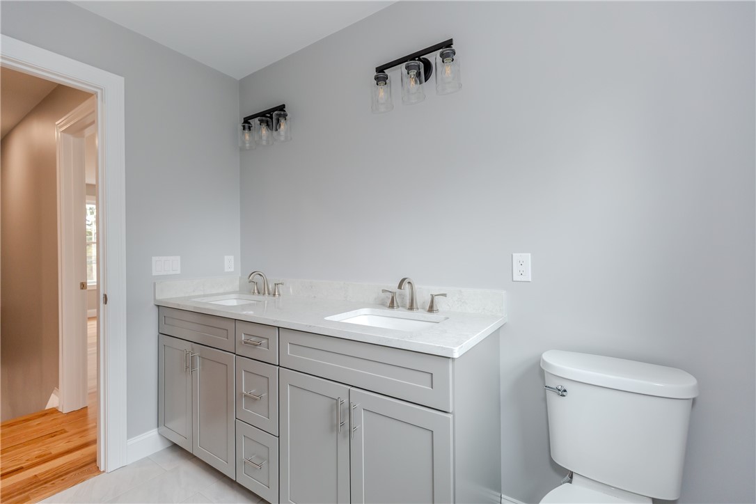 70 Cedar Swamp Road Smithfield, RI 02917 - Photo 35 of 50