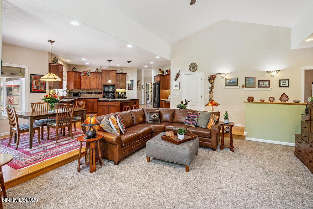 12675 Fieldcreek Lane Reno, NV 89511 - Photo 12 of 40 12675 Fieldcreek Lane