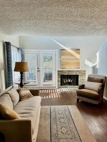 $1,350 | 2301 Basil Drive, Unit F214, Arlington, TX 76006